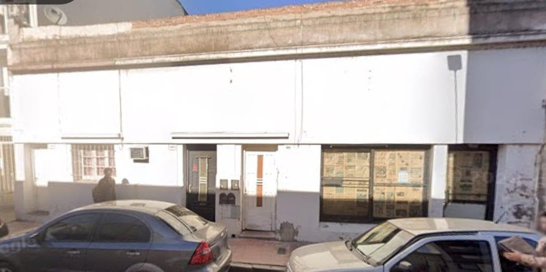 VendoTerreno, casa a demoler ideal desarrolistas 390 m2. alberdi - 1