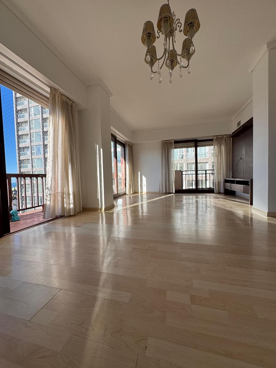 Departamento de 4 ambientes con vista al mar en VENTA - 1