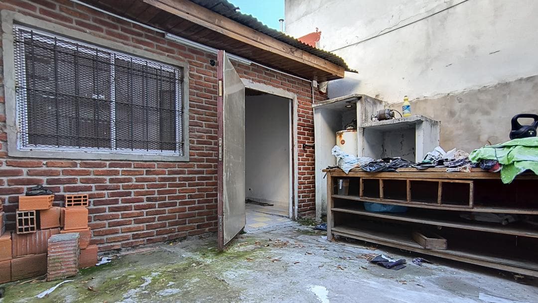 Venta Depósito taller 4 ambientes en Villa Soldati - 1
