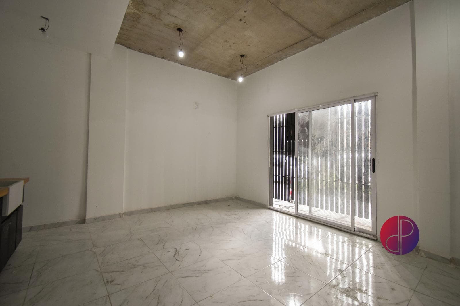 amplio monoambiente centrico - 1