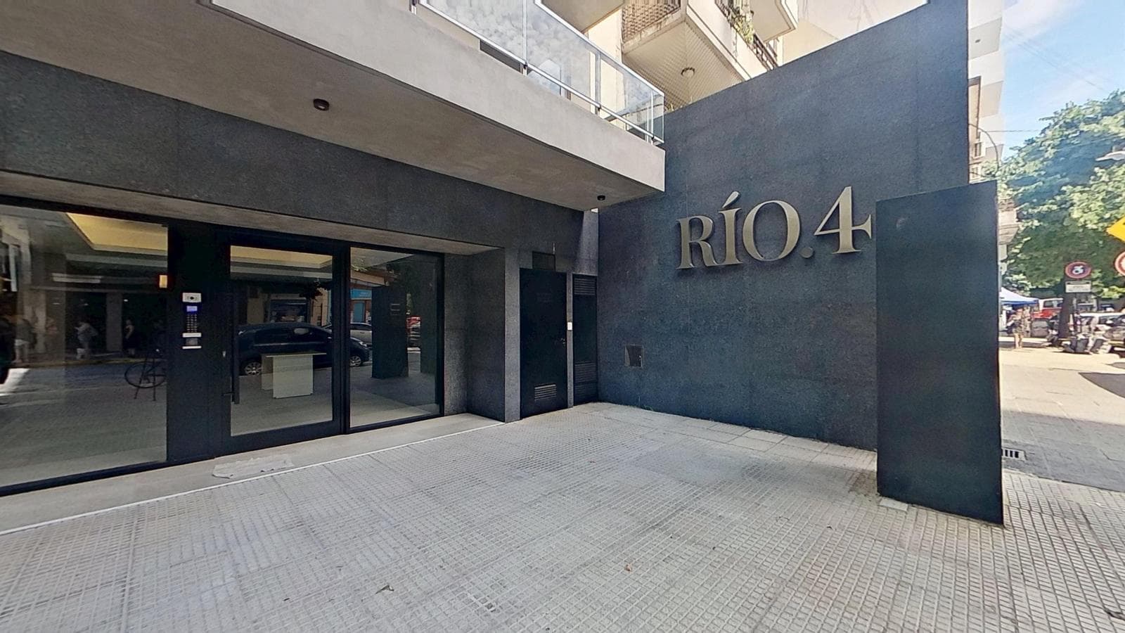 VENTA LOCAL A ESTRENAR EN ALMAGRO - 1