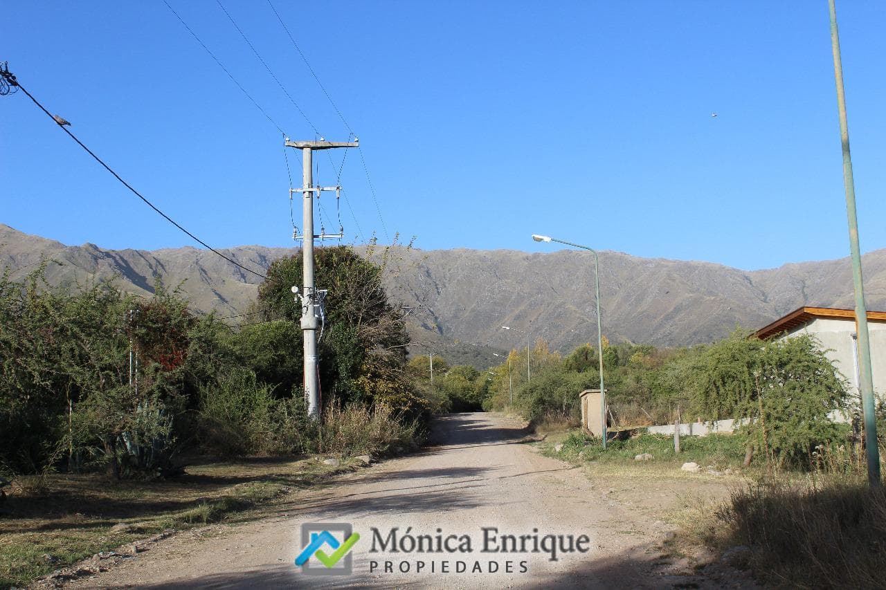 Venta de Terreno en Rincon - Imponente Lote de 1900m² a pasos de Av. Mercau - 1