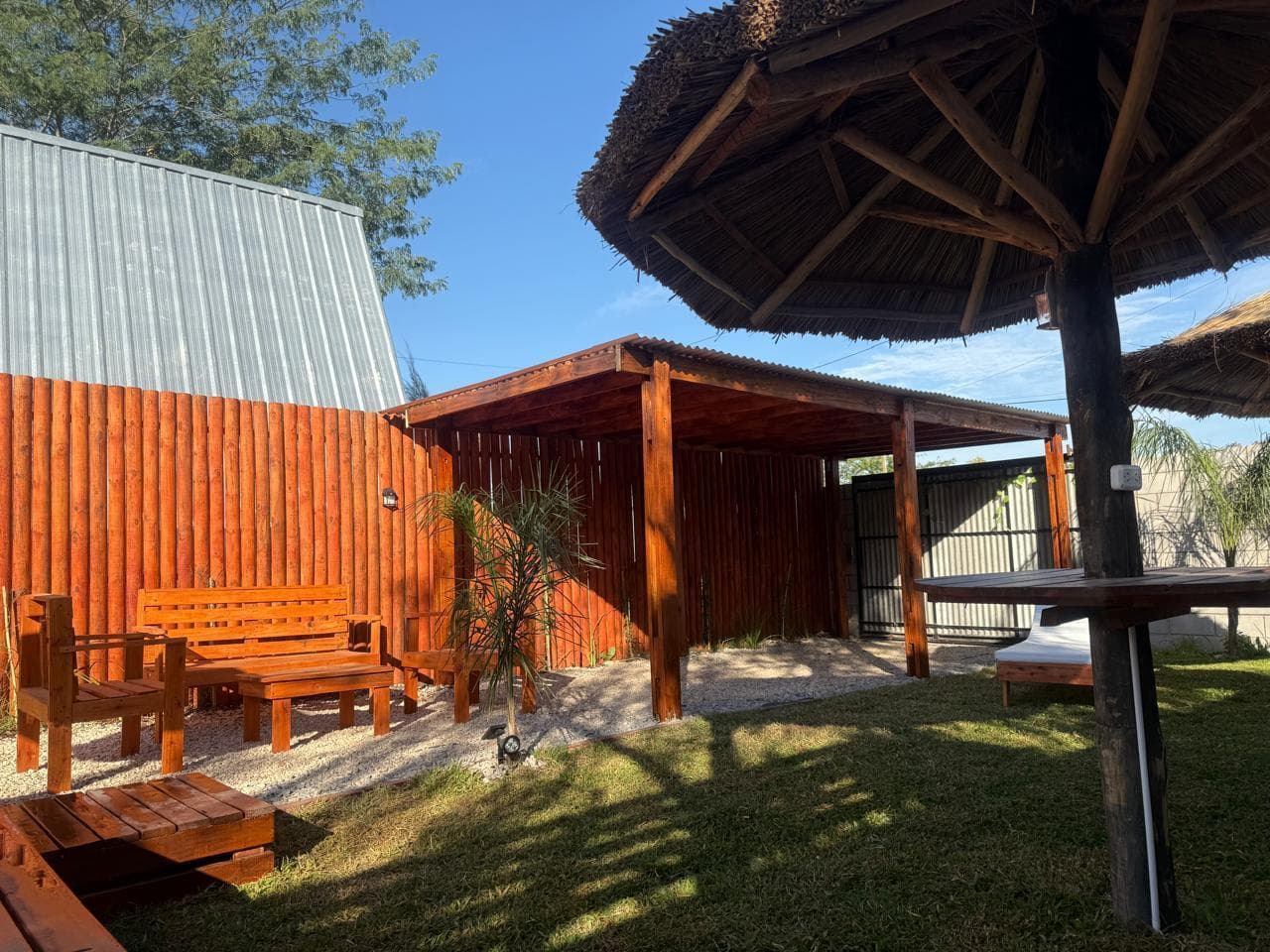 Hermosa quinta con escritura, parque y pileta, en Domselaar VENTA - 1