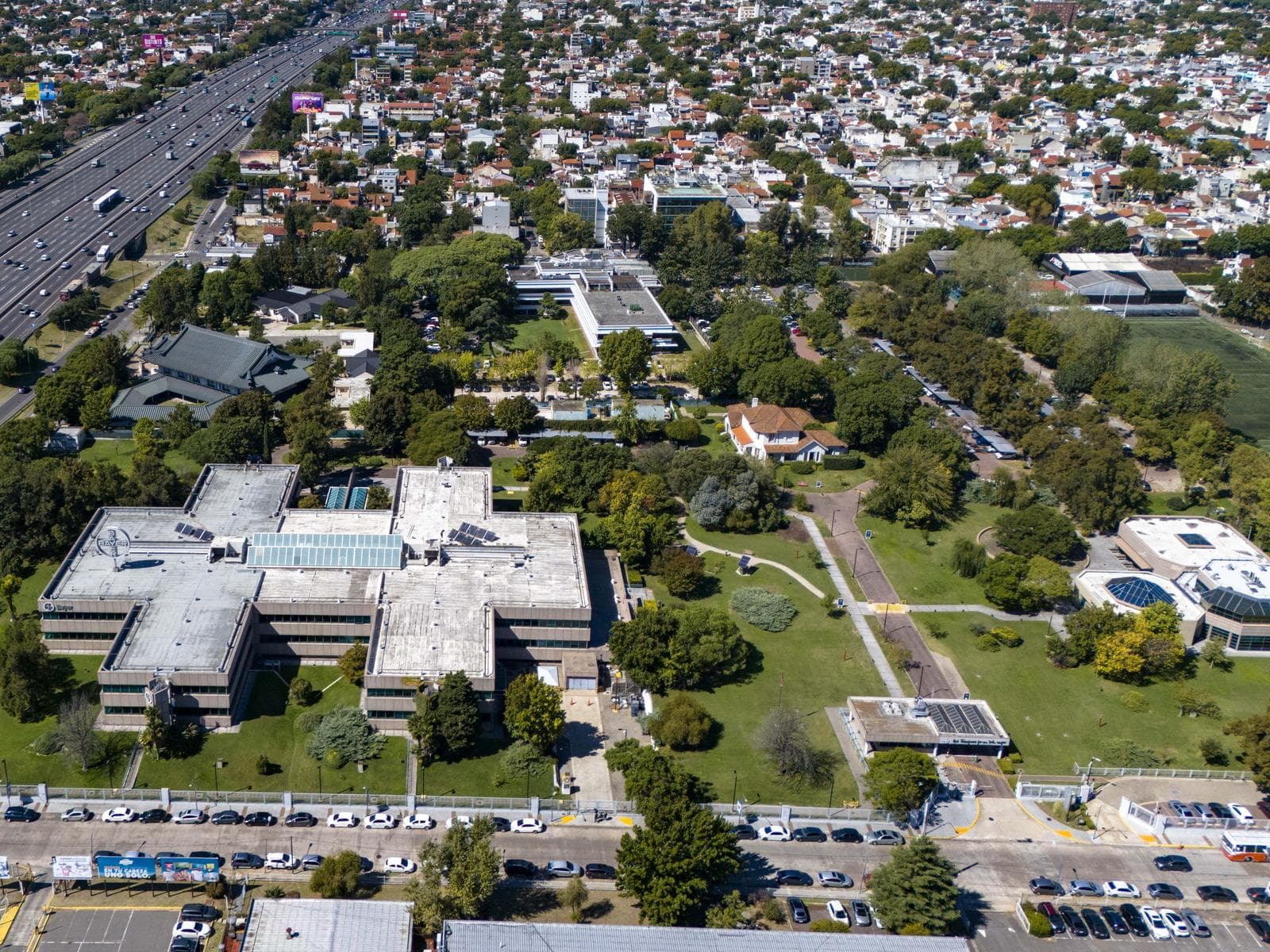 Oficina amoblada en alquiler en Munro - 1