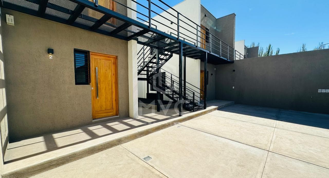 VENTA DE DEPARTAMENTO EN PLANTA BAJA, A ESTRENAR-LUJAN DE CUYO - 1