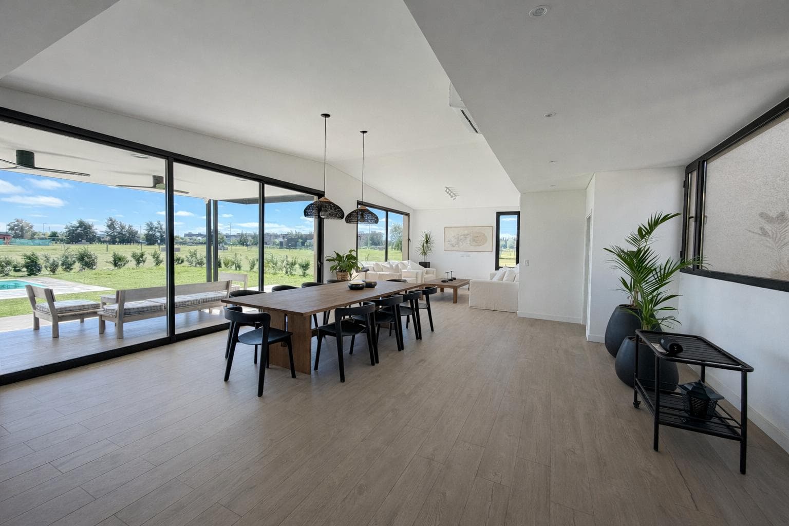 Casa - Fisherton - 1