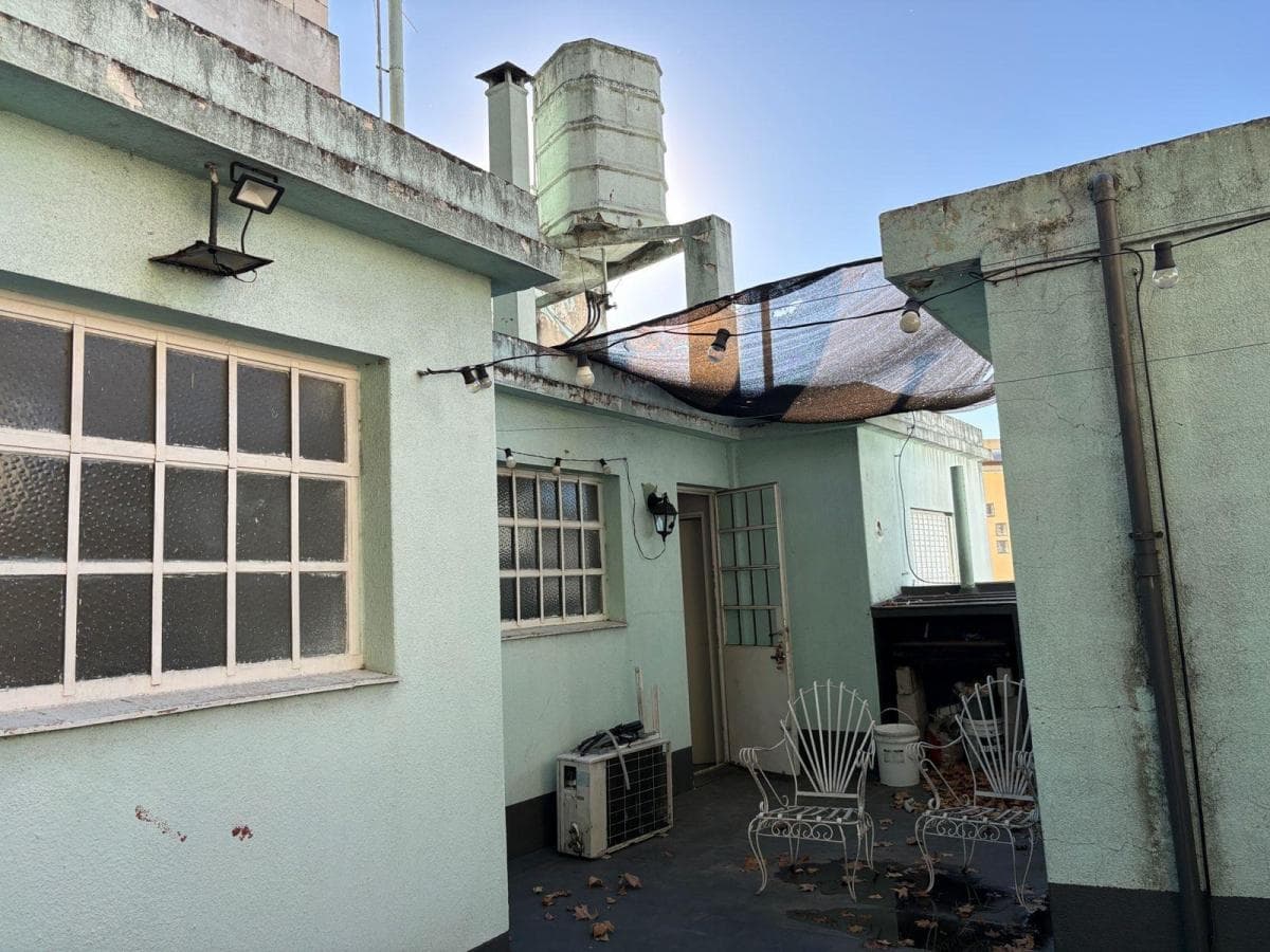 Casa en alquiler - 4 Dormitorios 3 Baños - Paternal - 1