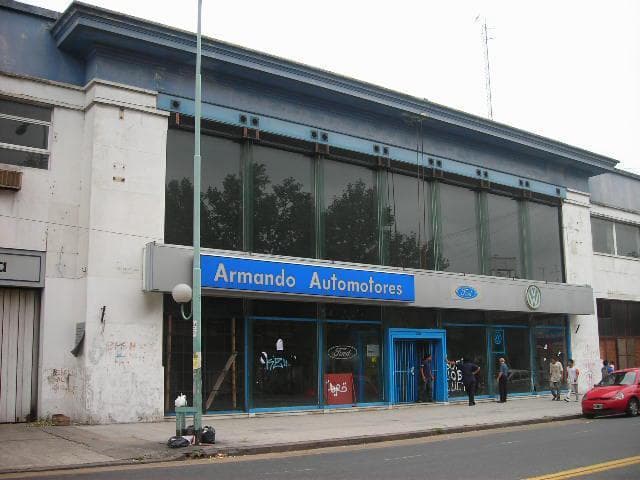 Edificio Comercial y Deposito - 1