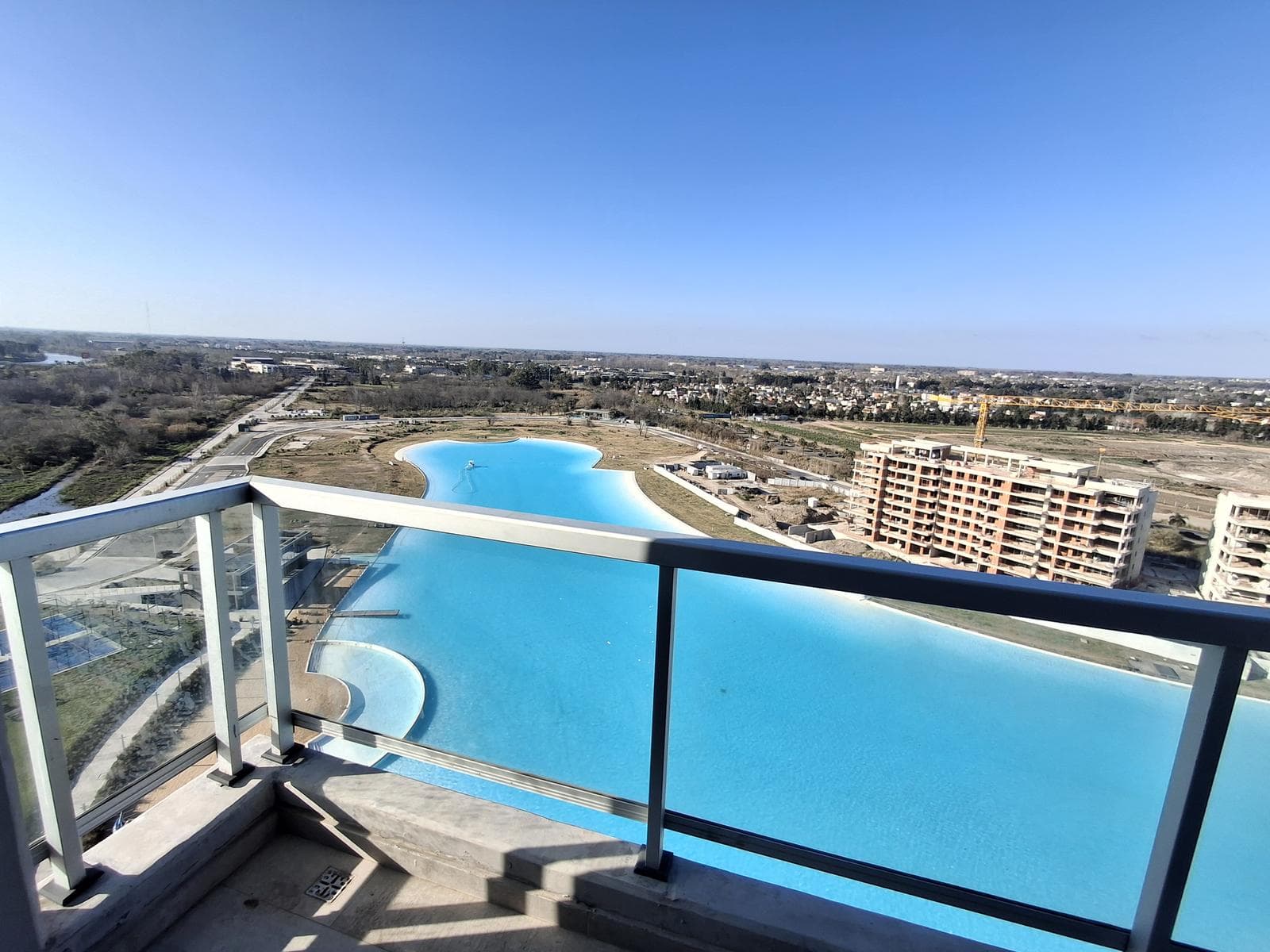 VISTA LAGUNA DEPARTAMENTO EN VENTA 3 AMBIENTES A ESTRENAR EN REMEROS BEACH TIGRE, SKY2, ULTIMO PISO - 1