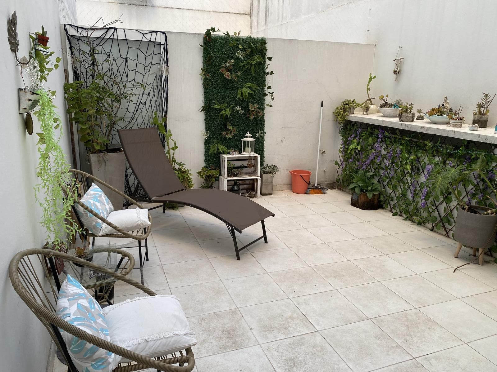 VENTA DEPARTAMENTO 4 AMBIENTES COCHERA PATIO VILLA DEL PARQUE BALCON AL FRENTE - 1