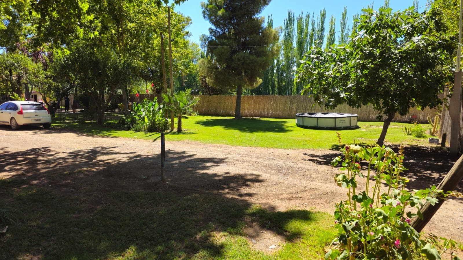 VENTA - Lote 1.5 ha + Casa - Cinco Esquinas - Cipolletti - 1