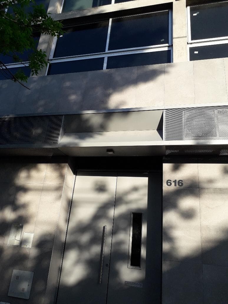 Oficina en La Plata - 1