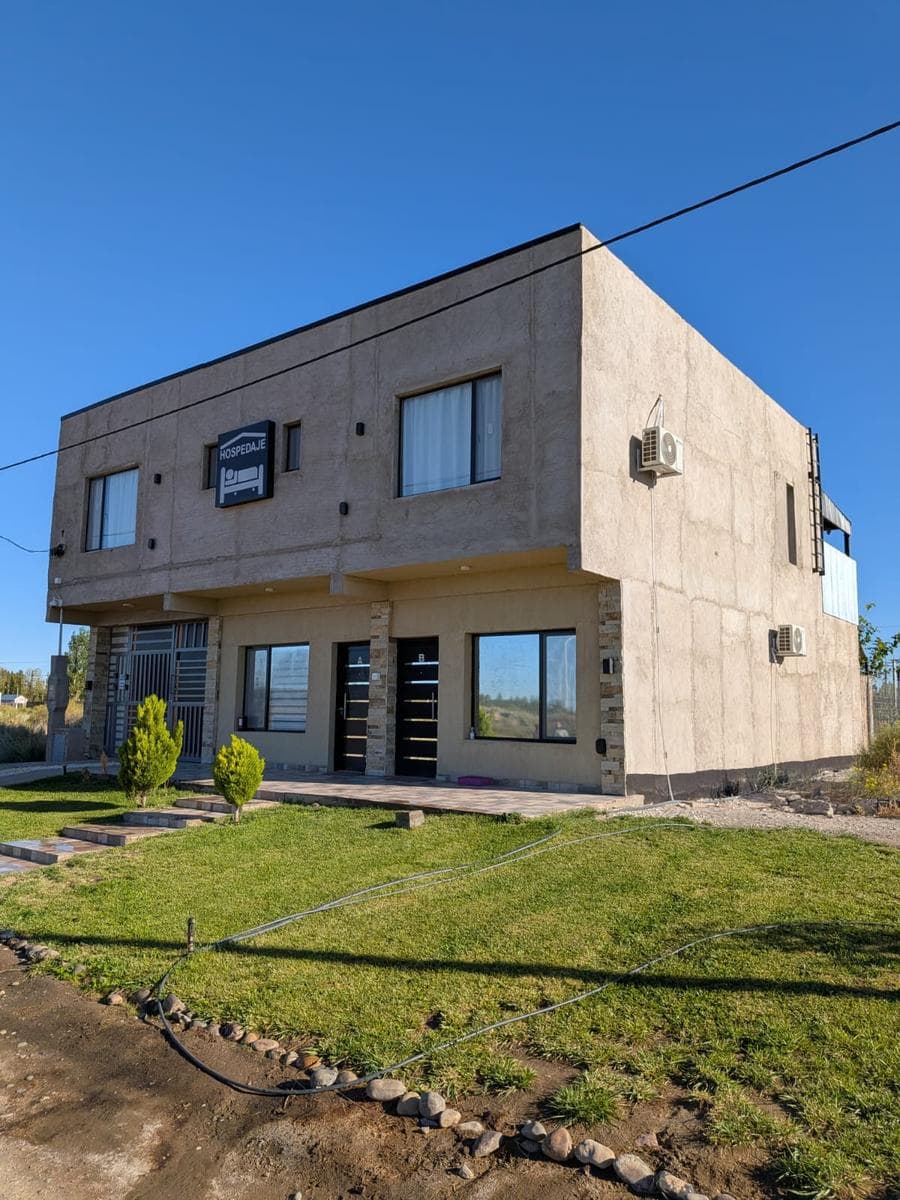 Departamentos monoambientes amoblados en Senillosa - 1