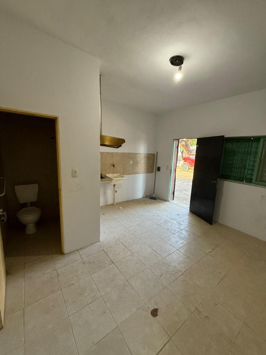 Local en Fisherton - 1