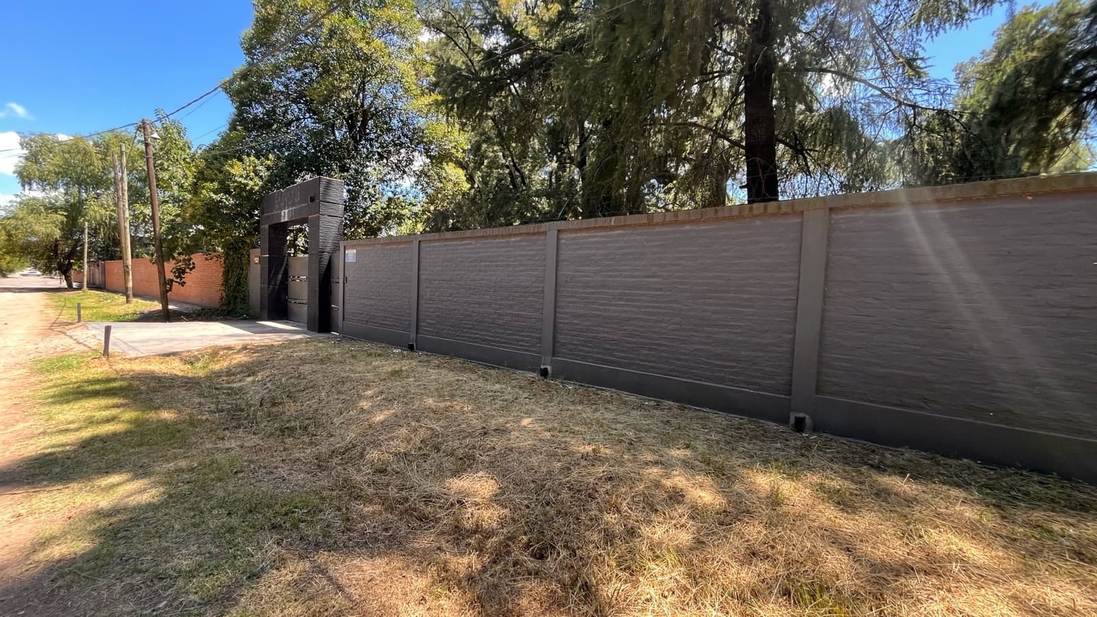 Depósito - La Reja - 1