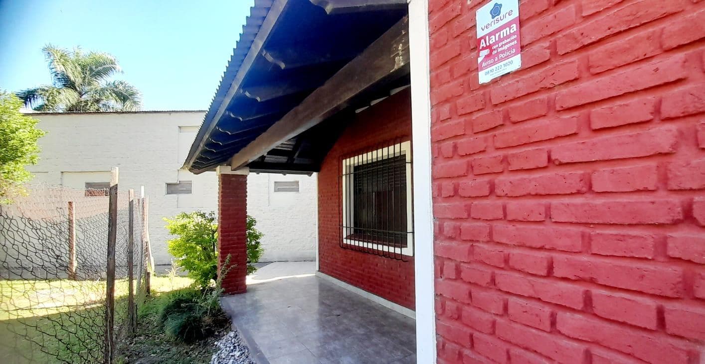 Casa 3 ambientes en alquiler anual - 1
