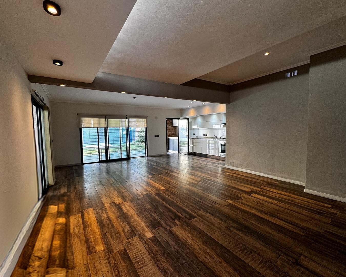 VENTA - Casa 2 DORM CON PISCINA - Recreo - 1