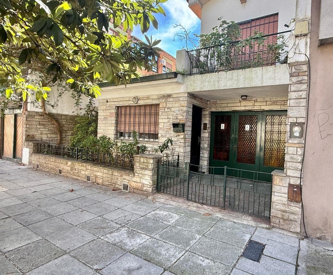 Venta Casa de 4 ambientes con cochera en Chacarita-USAM - 1