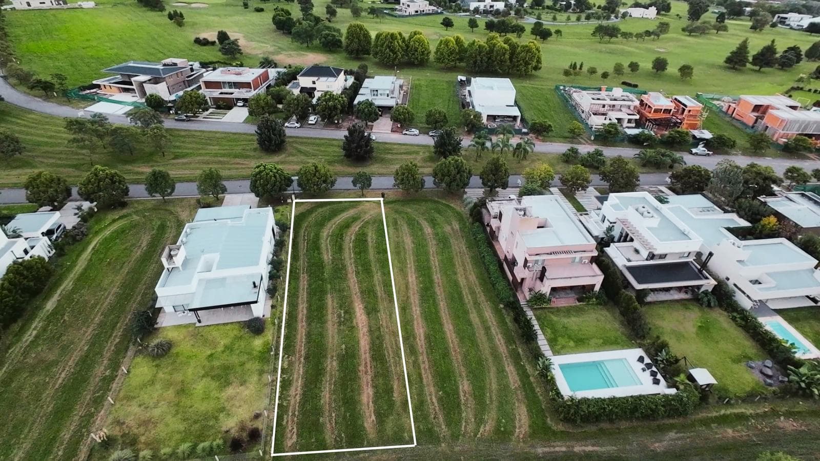 Terreno de 802 m2 en VENTA I Country San Pablo - 1
