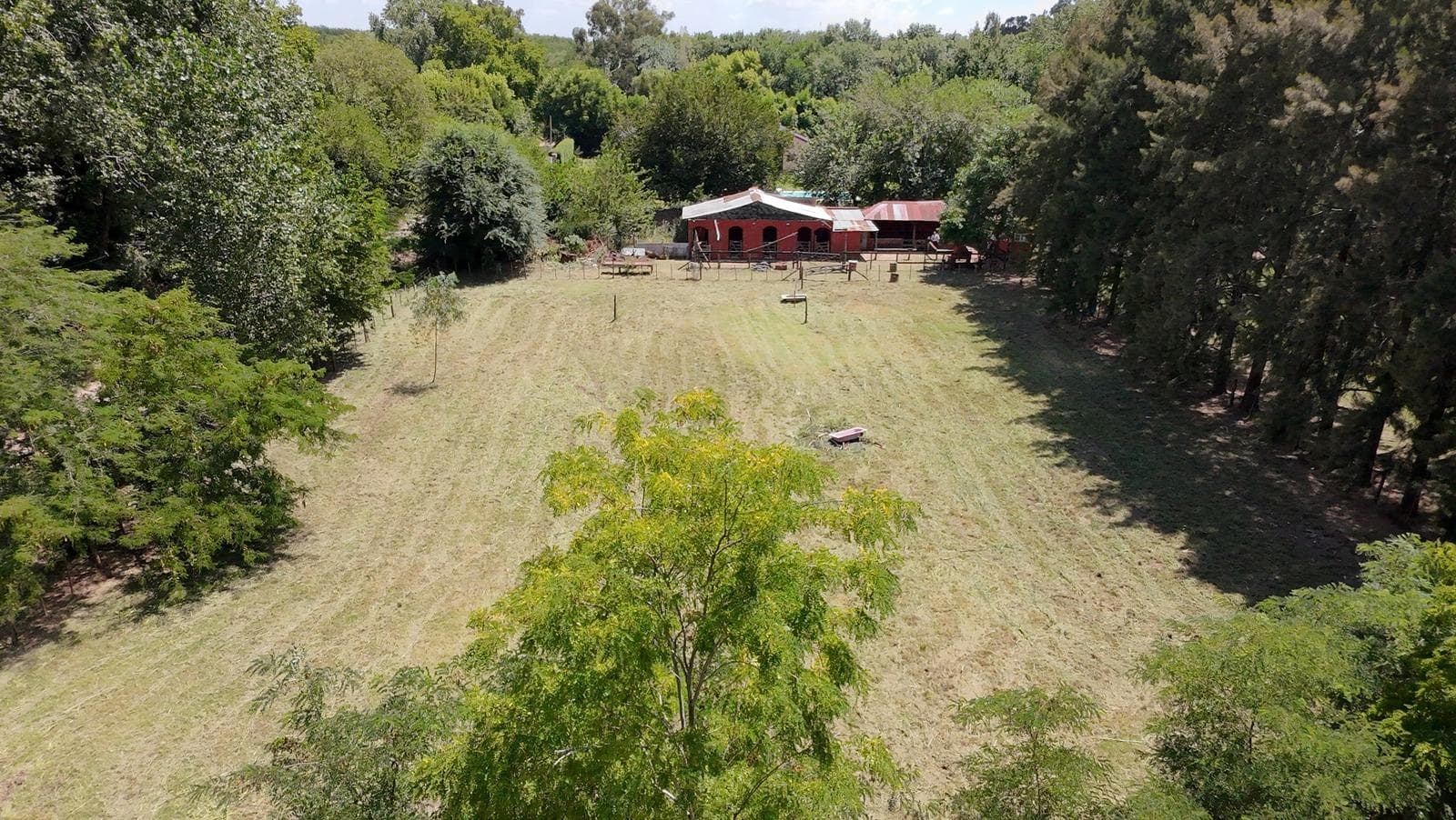 Terreno de 2600m2 a tan solo 100 mts de la ruta 3 a la venta en Cañuelas - 1