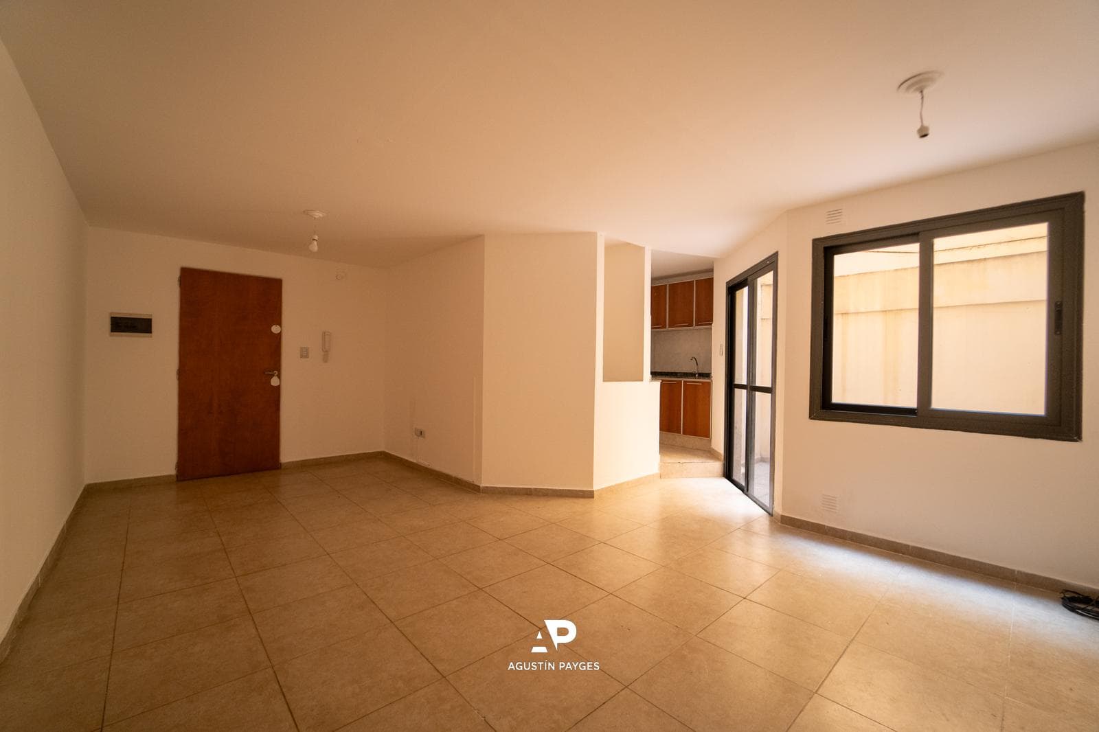 Rosario de Santa Fe 1348 – Oficina con patio y baño privado– ideal para profesionales - 1