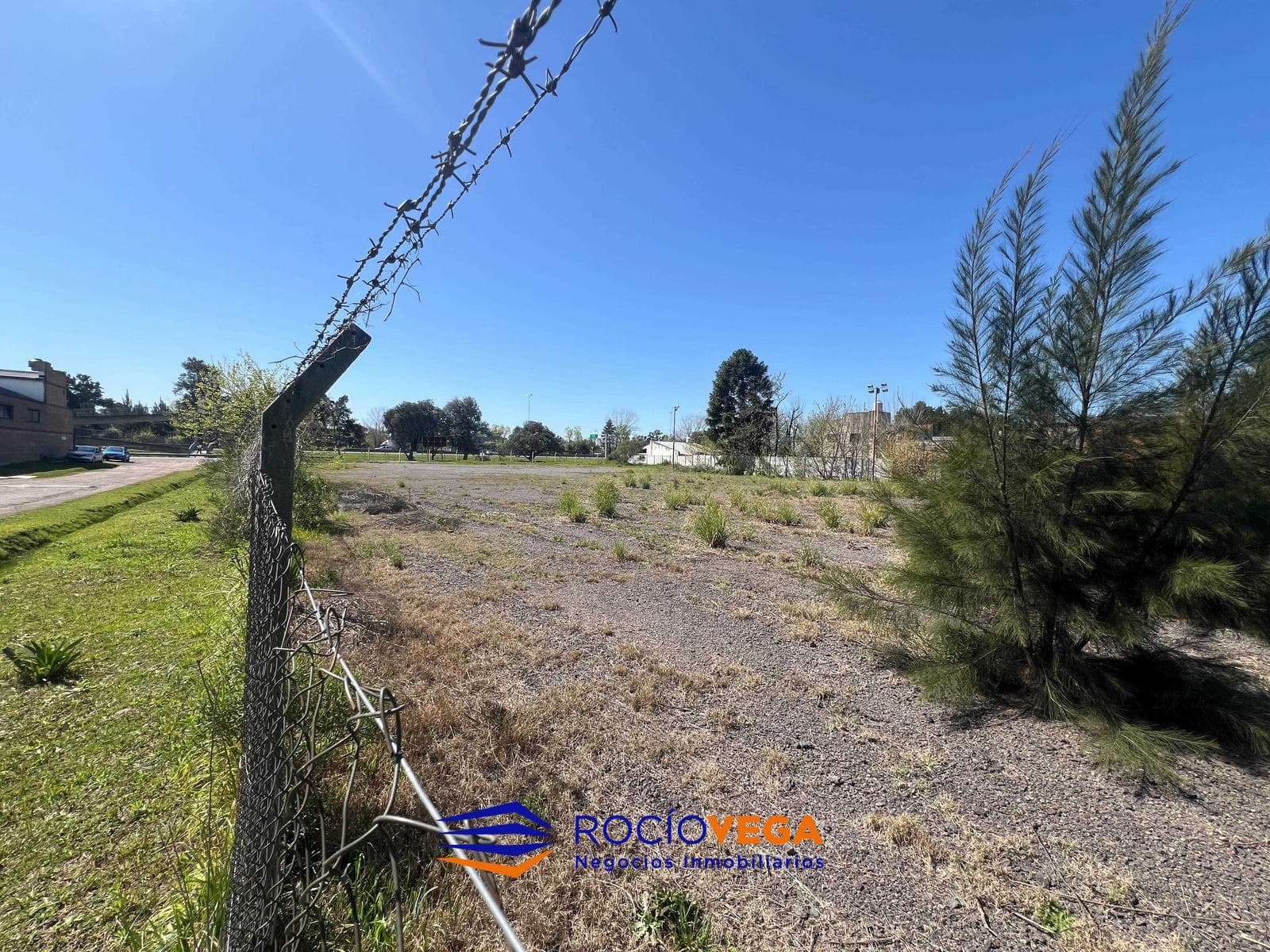 Lote en venta sobre colectora sur (Acc.Oeste),Gral.Rodriguez. - 1