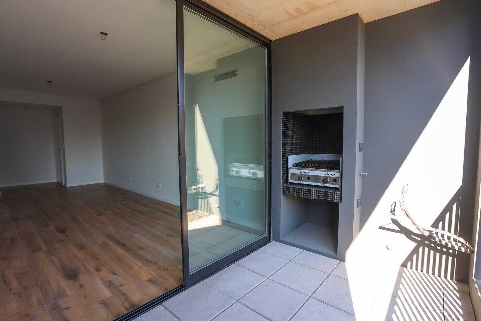 Departamento 4 ambientes en Parque Chacabuco – Excelente ubicación - 1