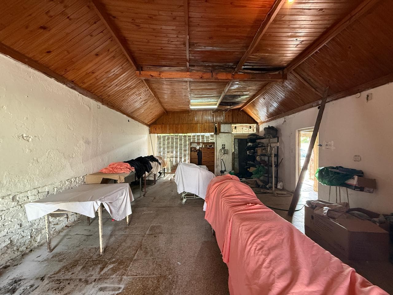 GALPON EN ALQUILER - ZONA COMERCIAL BARRIO LUDUEÑA - 1