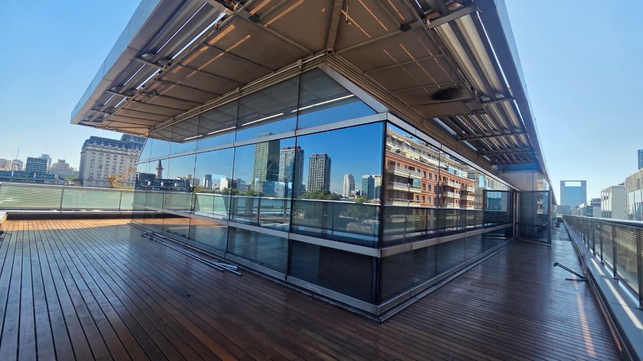 Oficina 182 m2 con cochera Alquiler en Puerto Madero - 1