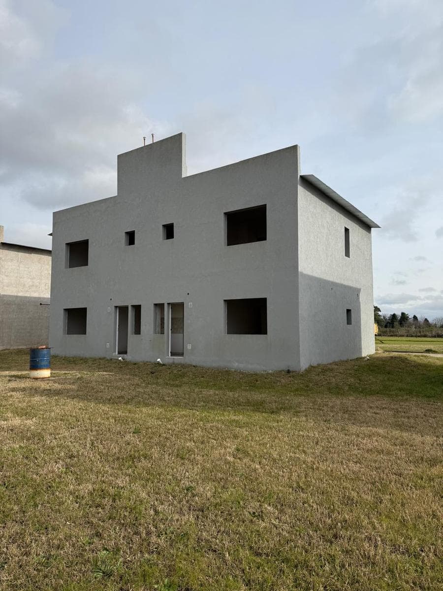 Venta Duplex 4 AMB. EN CONSTRUCCION en Campana - 1