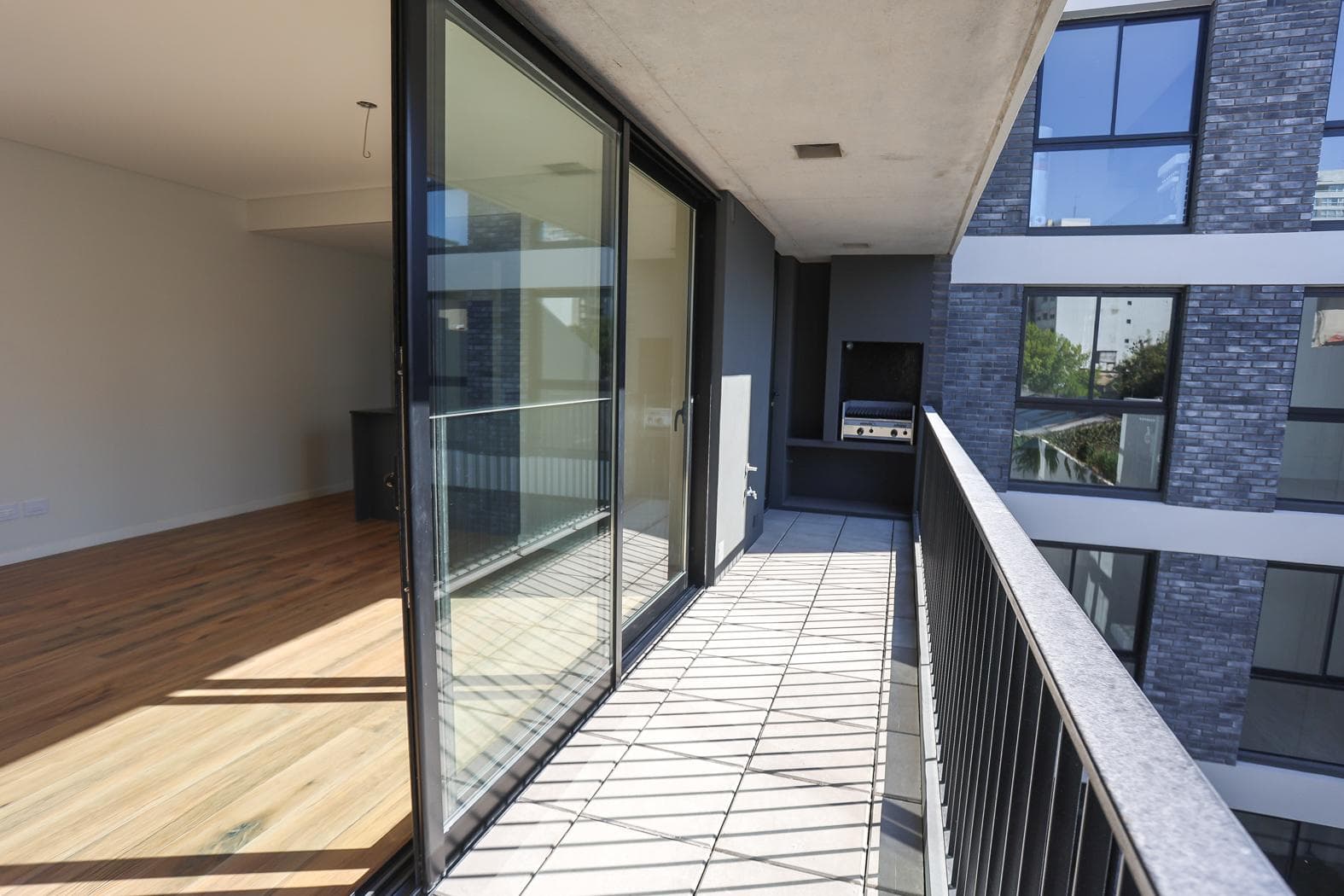 Luminoso 3 ambientes en Parque Chacabuco - 1