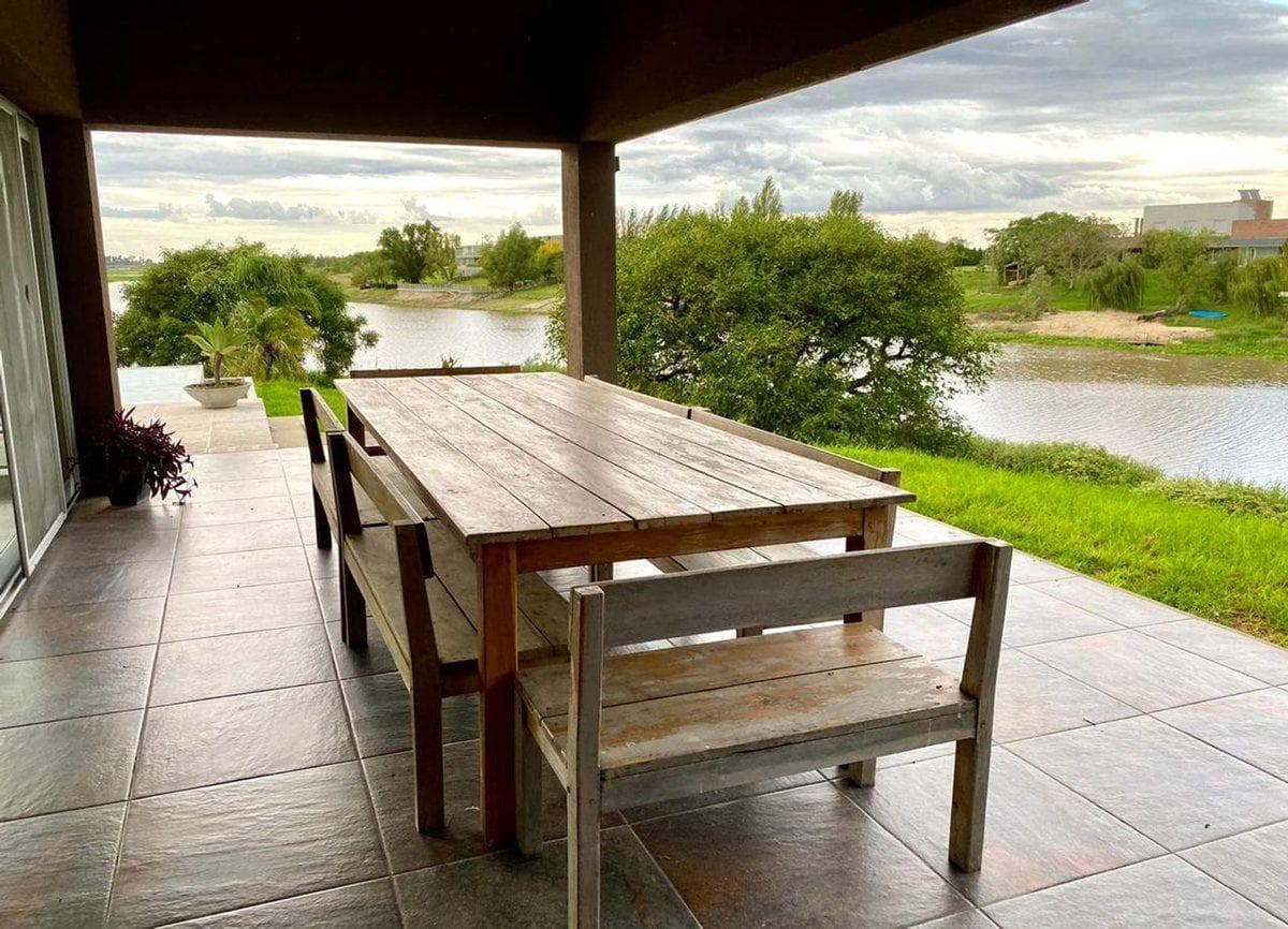 CASA EN ALQUILER TEMPORARIO -EL SOLAR DE VICTORIA - 1