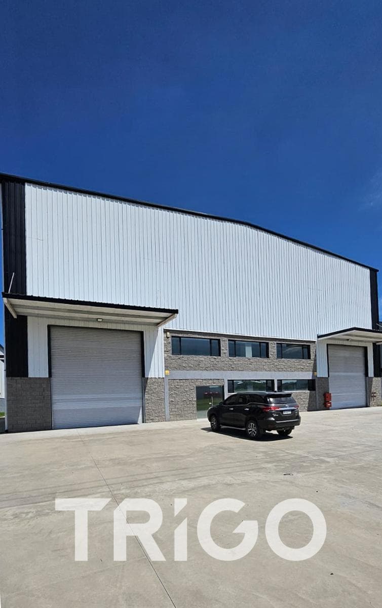 Alquiler Nave industrial en Polo Industrial Spegazzini con T3 y rociadores - 1