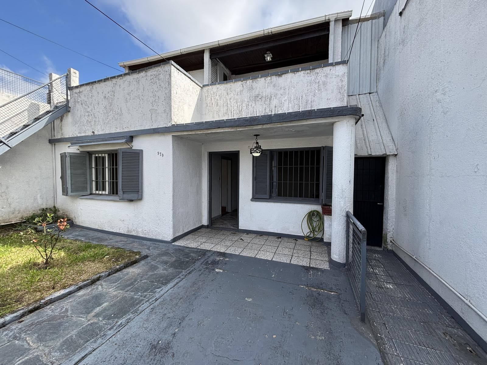 VENTA CASA TIPO PH BECCAR CON COCHERA 4 UNIDADES - 1