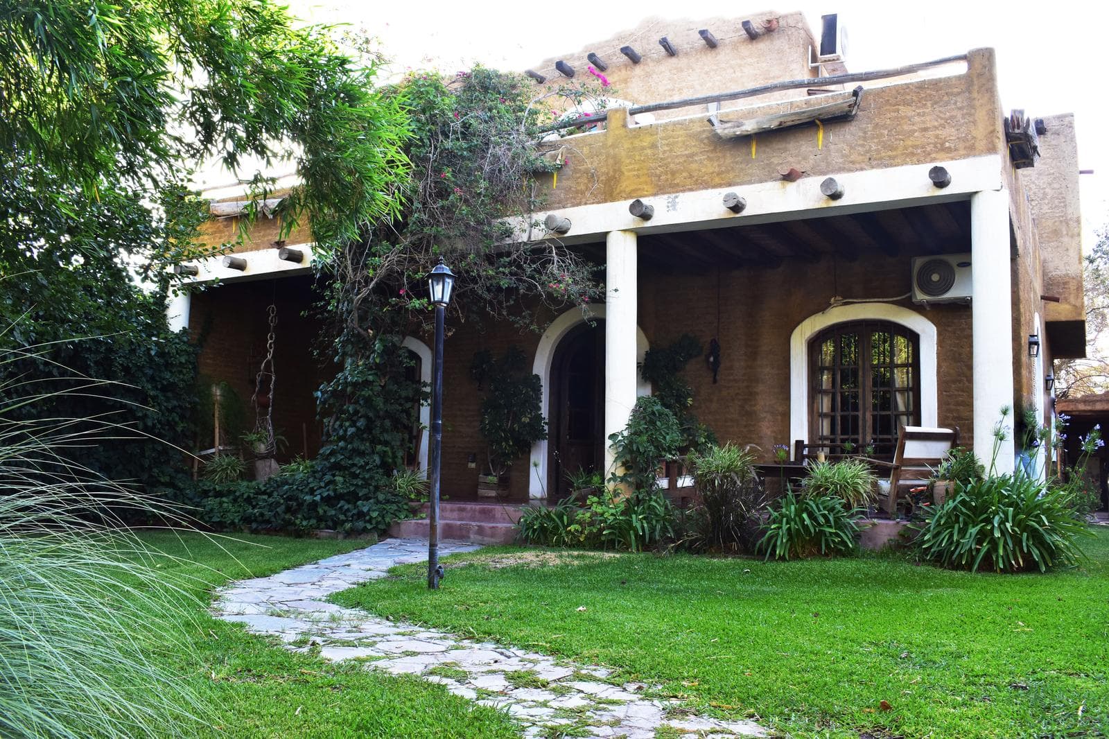 VENTA CASA RIVADAVIA - 1