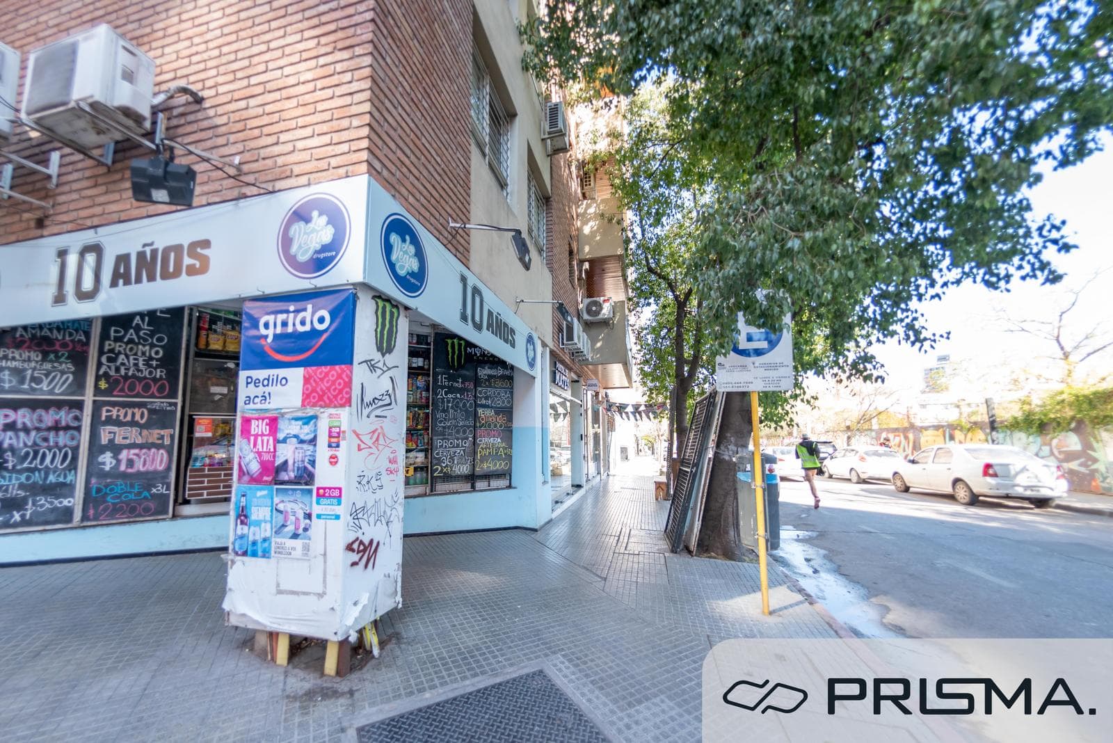 INCREIBLE LOCAL CON RENTA-NUEVA CÓRDOBA - 1