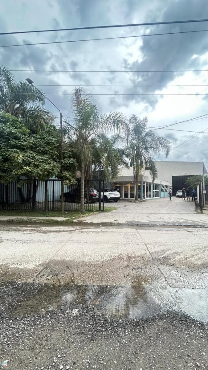 Galpón en Yerba Buena - 1