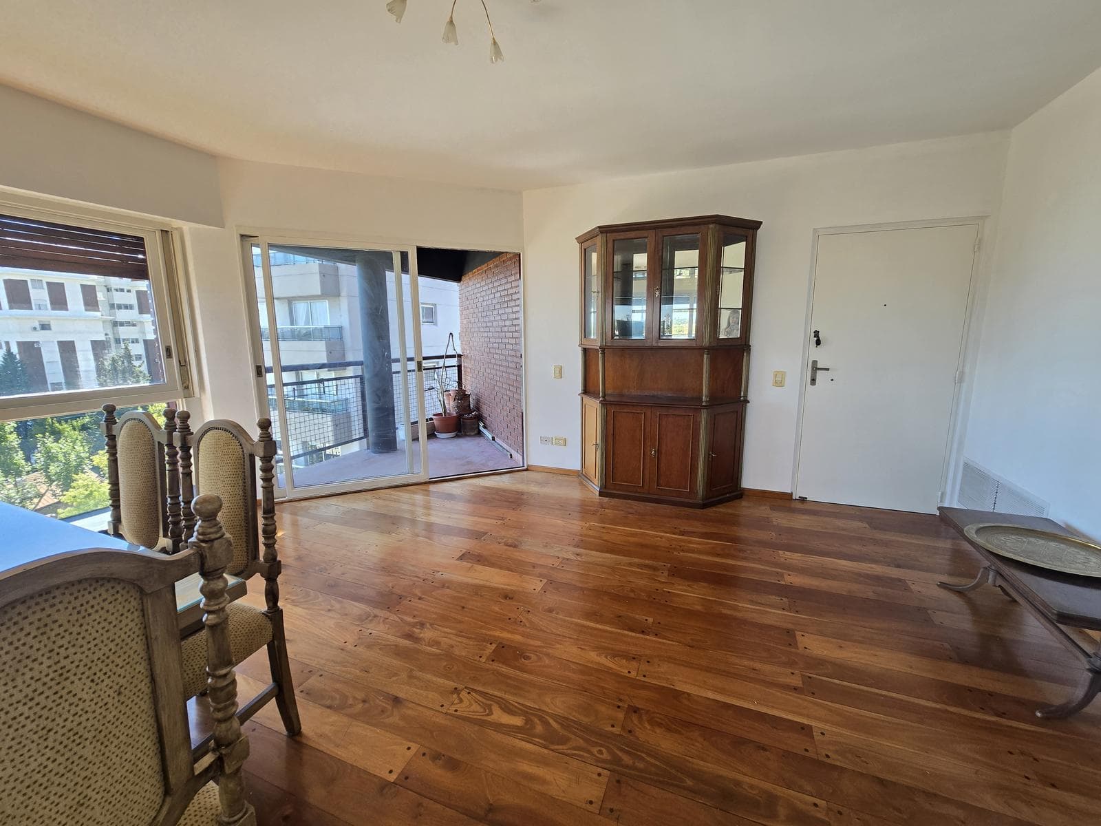 Venta Departamento 4 Ambientes La Lucila - Cochera Baulera - - 1