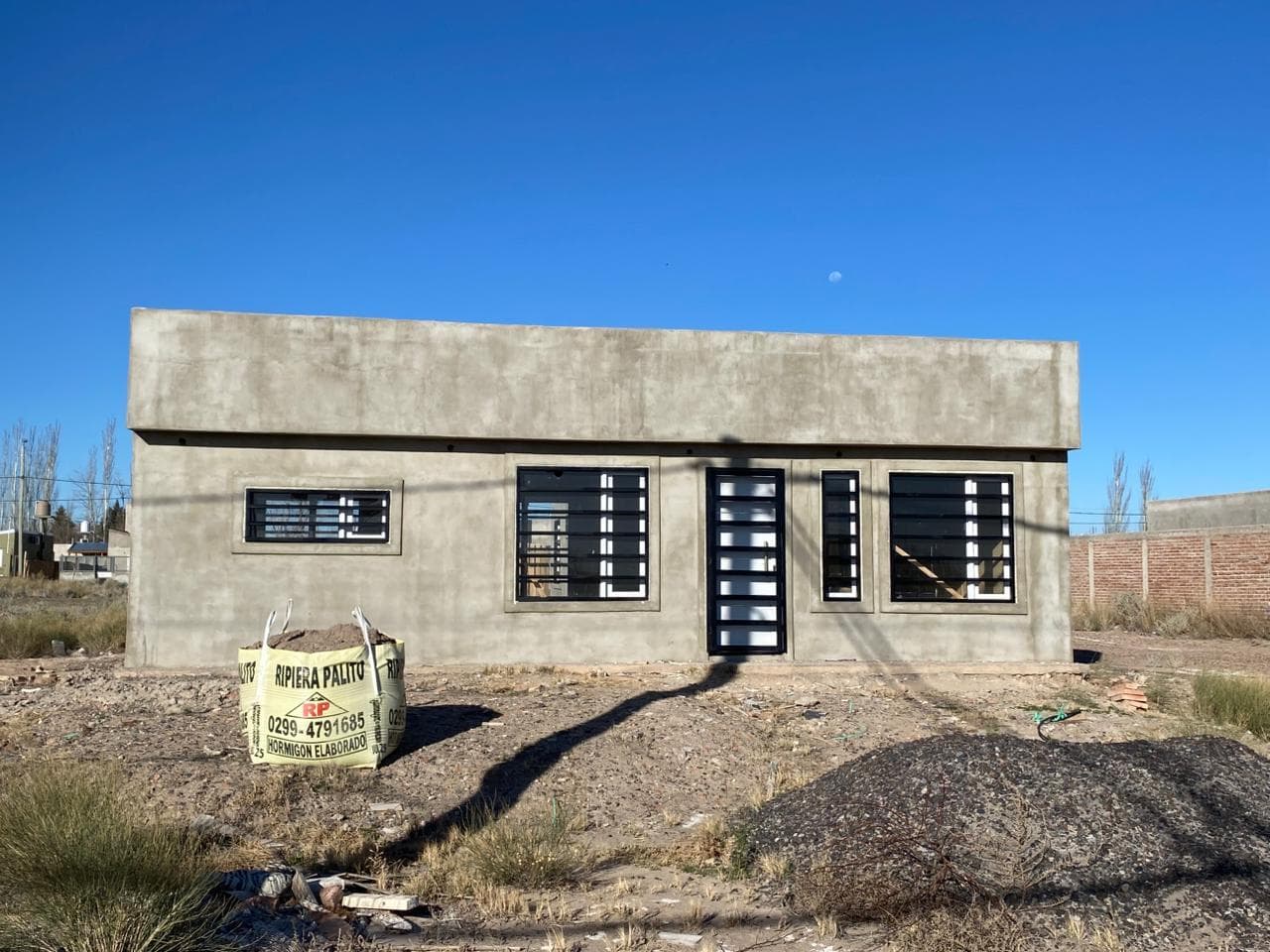 Venta Casa Prefabricada a Terminar - 2 Dorm - Distrito Noreste - Cipolletti - 1