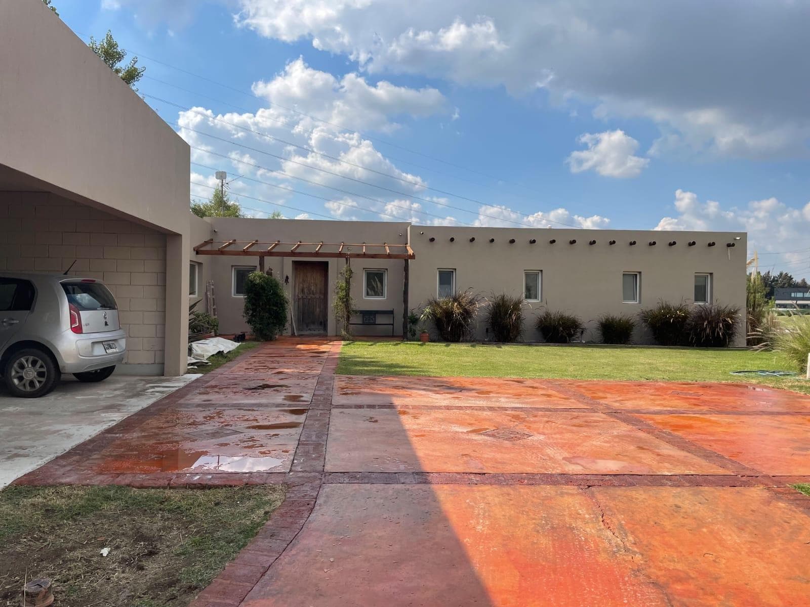 Venta Casa 5 Amb a La Laguna Barrio San Benito Villanueva Tigre - 1