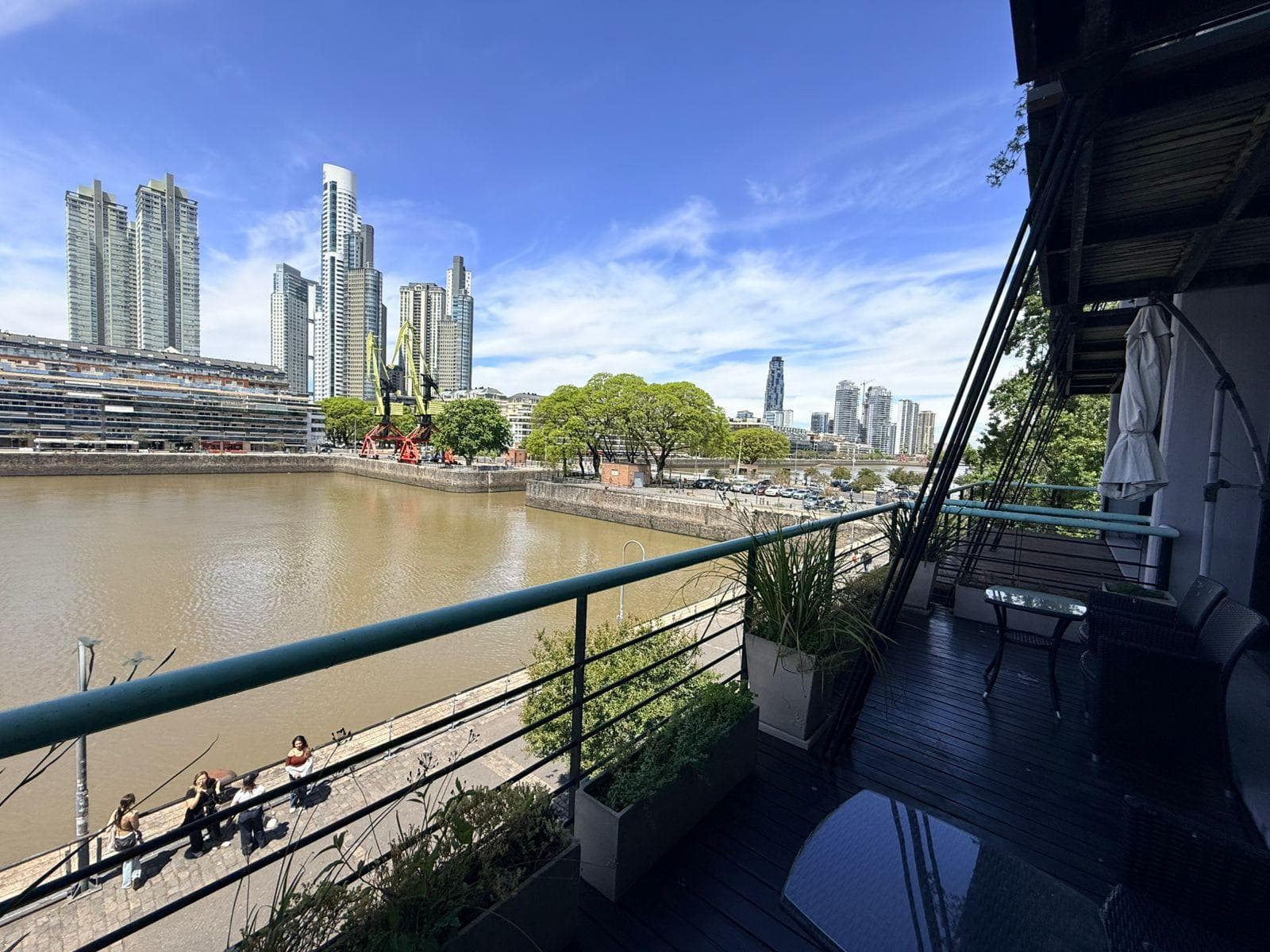 ALQUILER DE OFICINA CORPORATIVA c/COCHERA (opcional) - PUERTO MADERO - 1