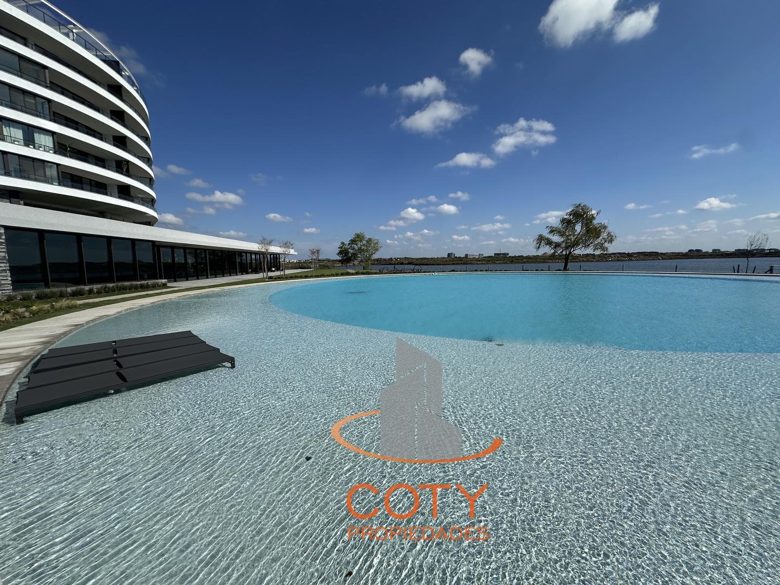 Departamento en Oceana Nordelta - Tres ambientes más escritorio - 2 cocheras - 1