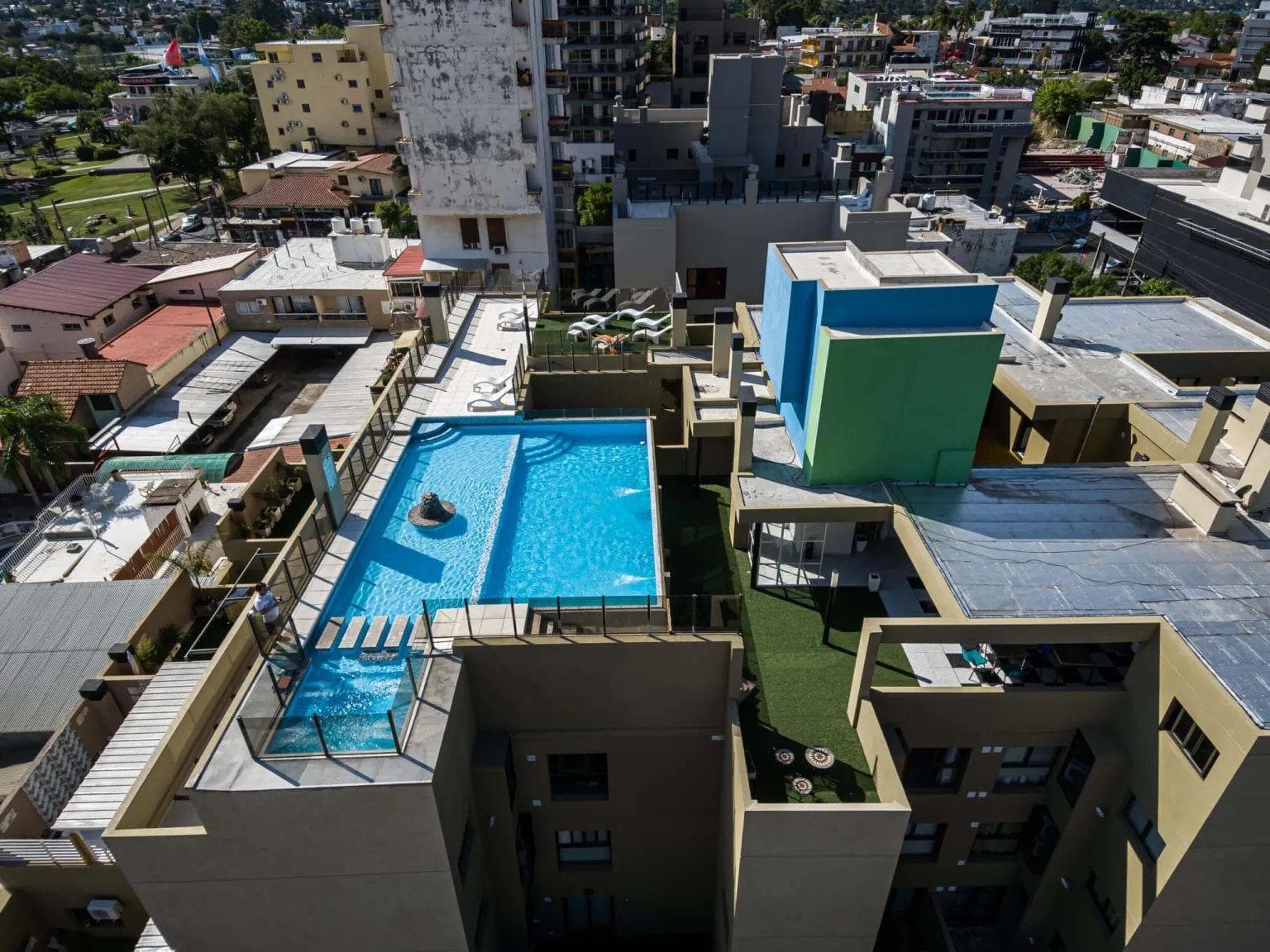 Departamento 1 dormitorio con cochera centro - 1