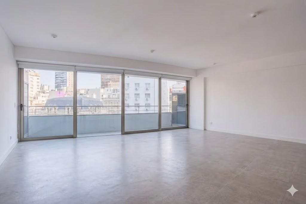 Alquiler oficina de uso mixto con cochera en Palacio Paz - 1