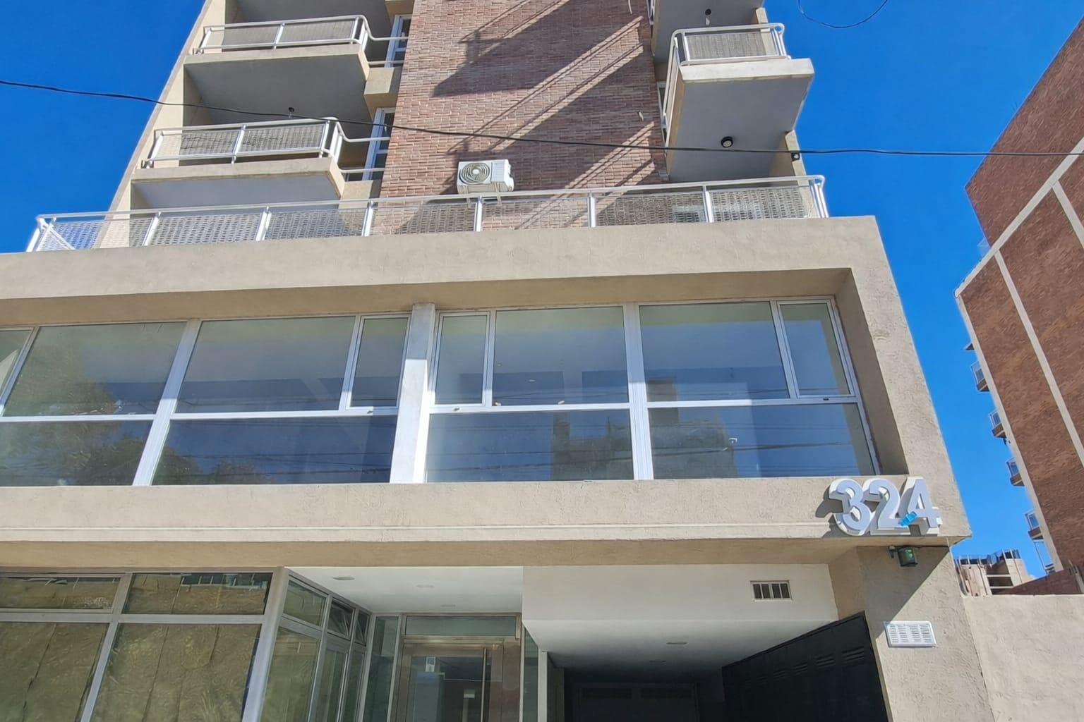 VENTA - OFICINA COMERCIAL - CENTRO OESTE - NEUQUÉN CAPITAL - 1