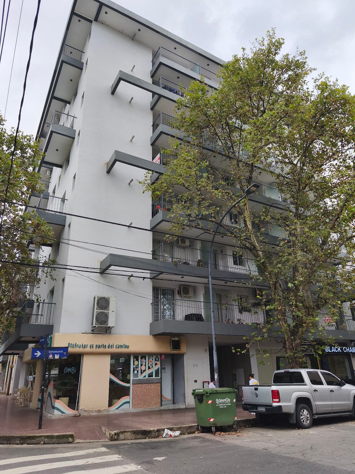 Departamento en alquiler General Paz 1 dormitorio c/ balcon a metros Plaza Alberdi - 1