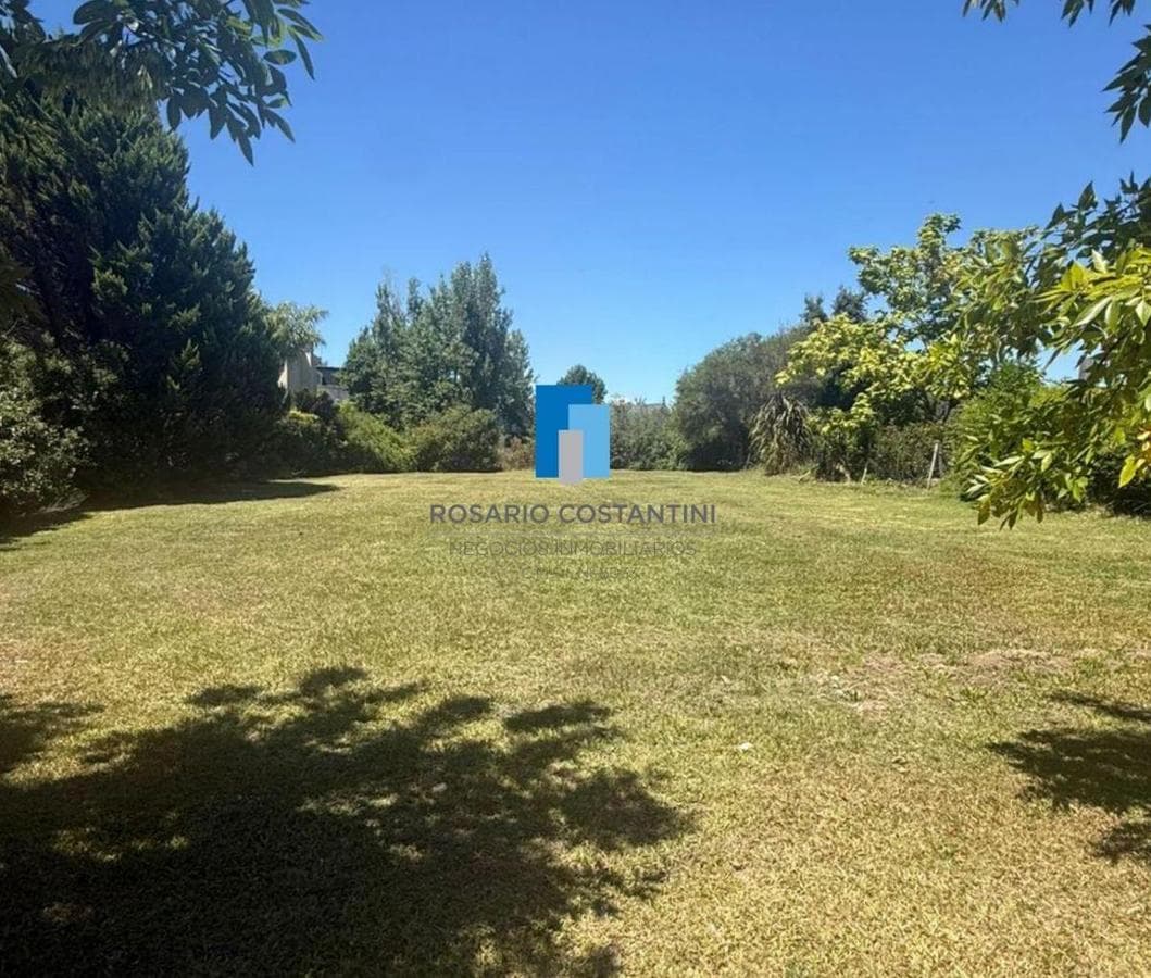 Excelente lote orientacion Este en Santa Catalina - Villanueva - 1