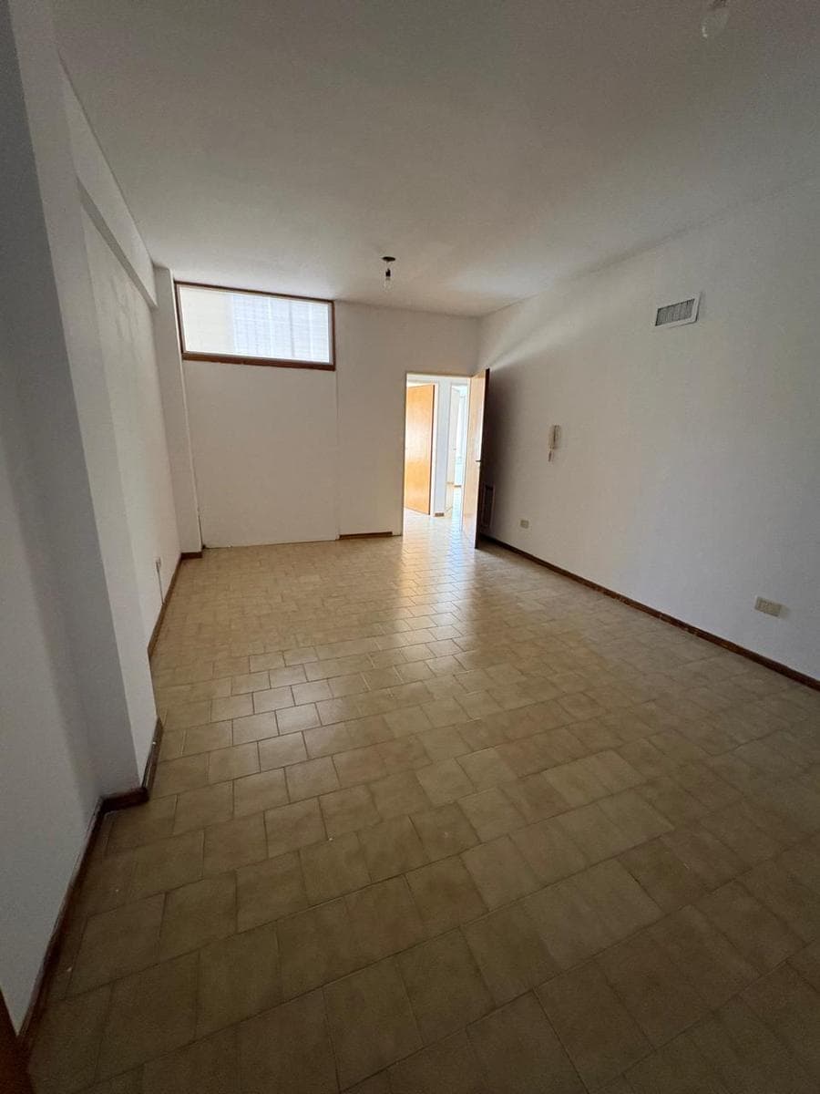 Oficina en Cipolletti - 1