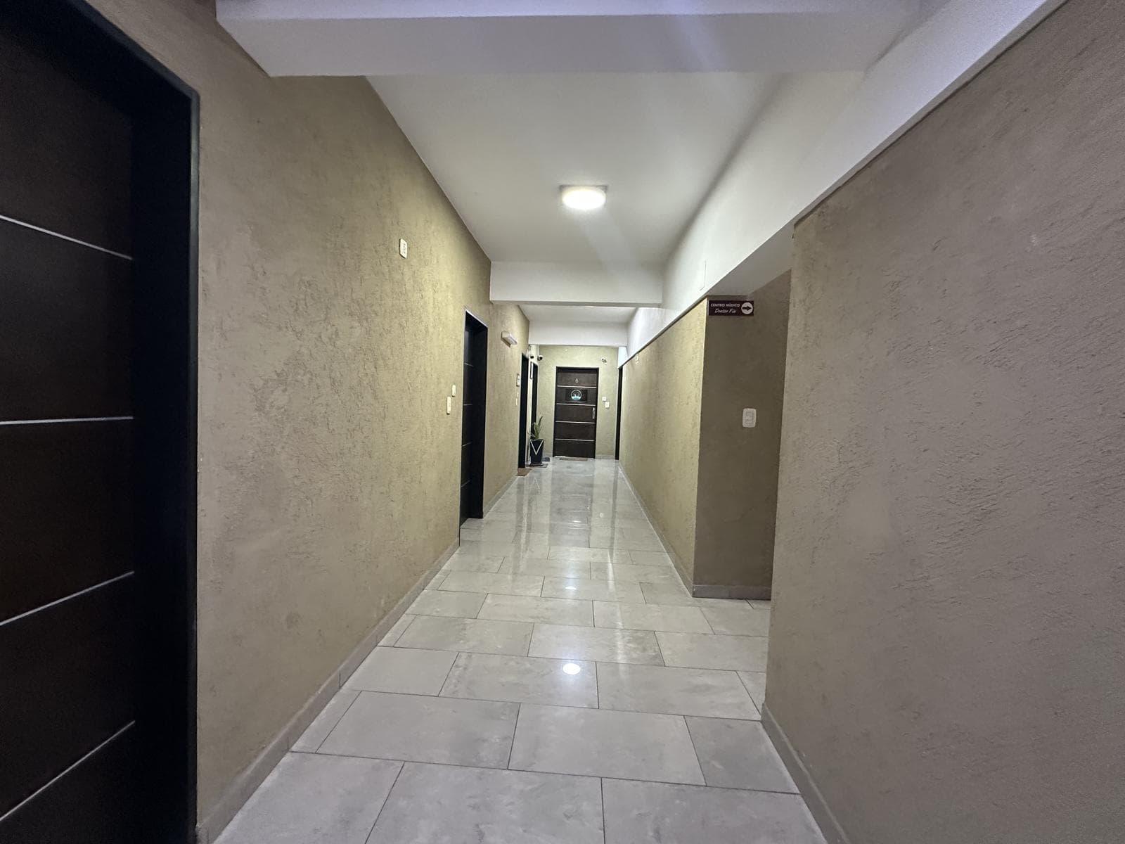 Oficina en alquiler en Canning - 1