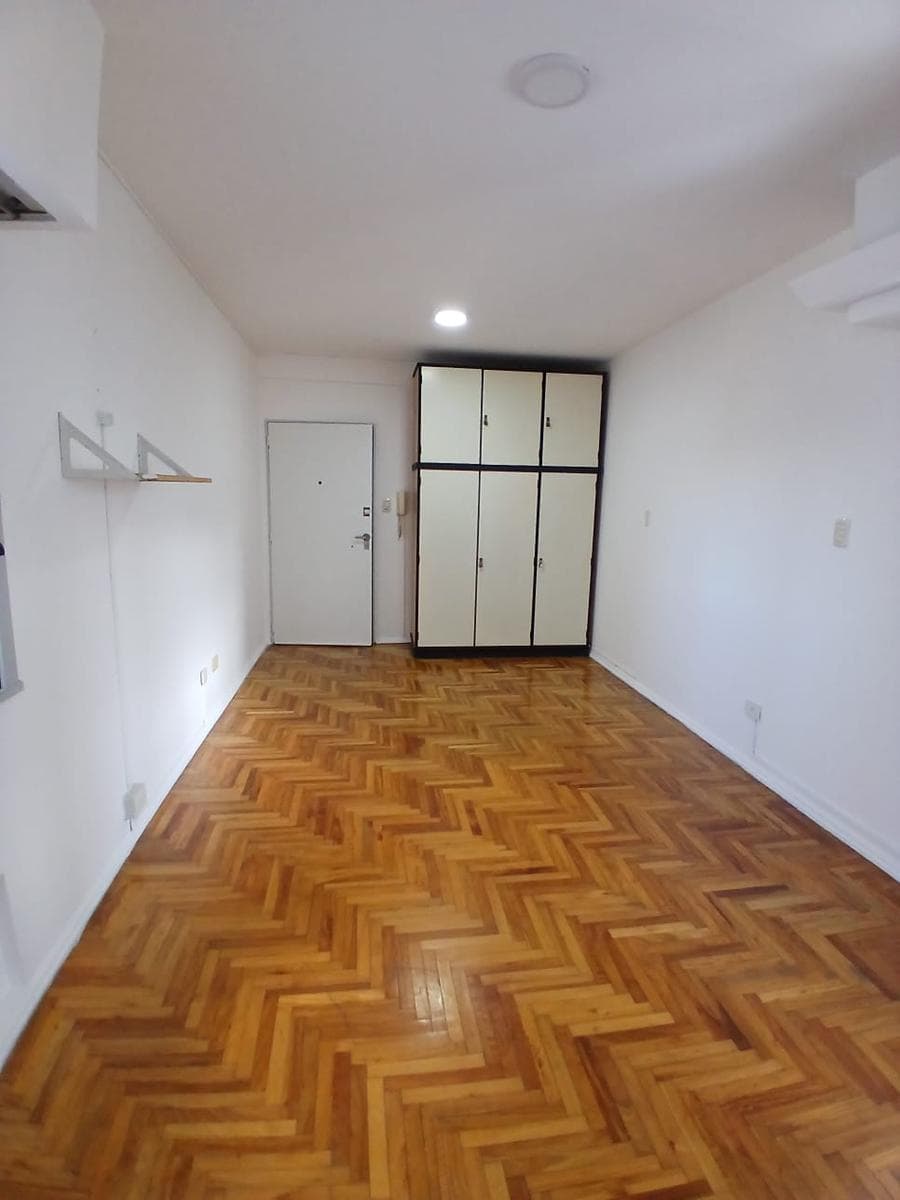 Departamento, VICENTE LOPEZ - 1